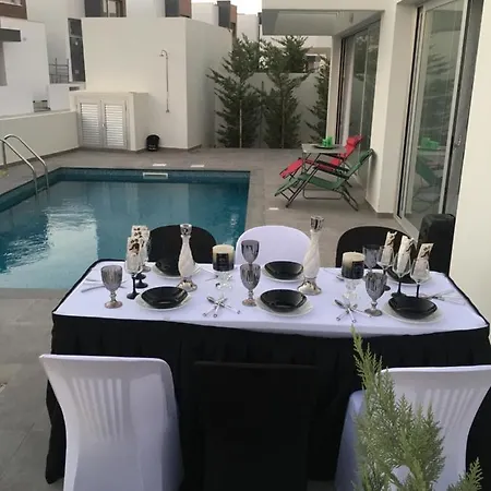 Mobina Larnaca