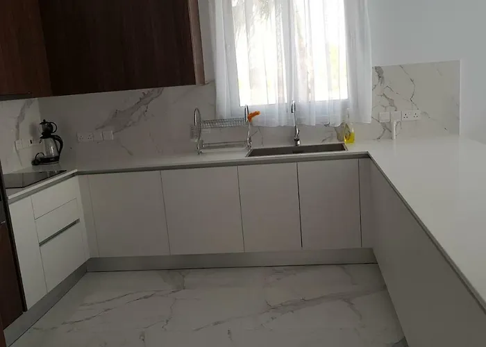 Вілла Mobina Ларнака